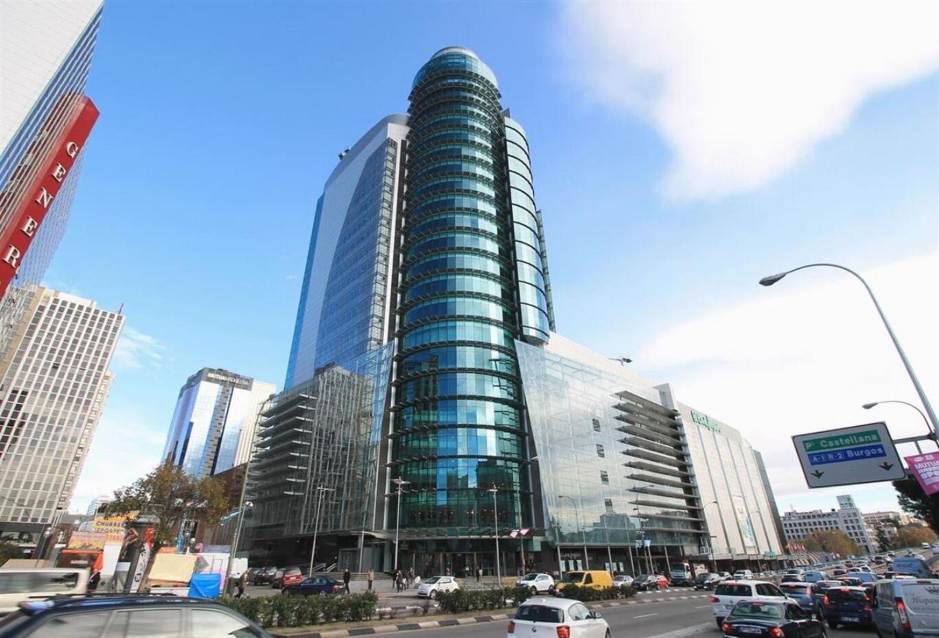Apartament Jes B Close To Bernabeu Stadium Madrid Exterior photo